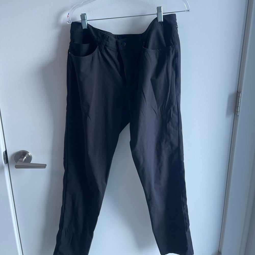 Lululemon Men's Black Pants